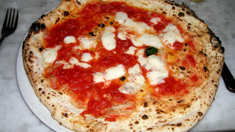 Example photo of pizza